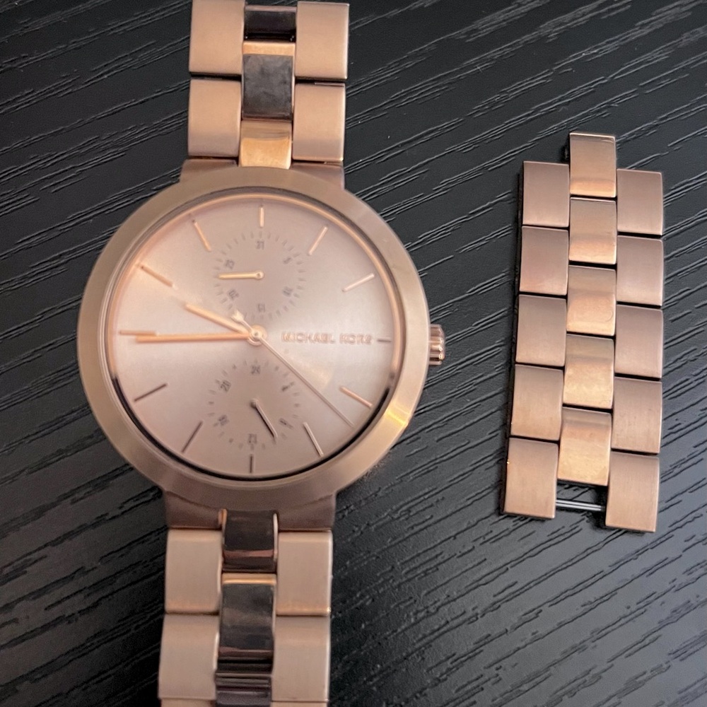 Michael Kors Ladies Watch with link adjustable bands